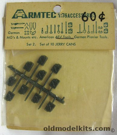 Armtec 1/76 Ten Jerry Cans in 1/76 Scale - Bagged, 2 plastic model kit